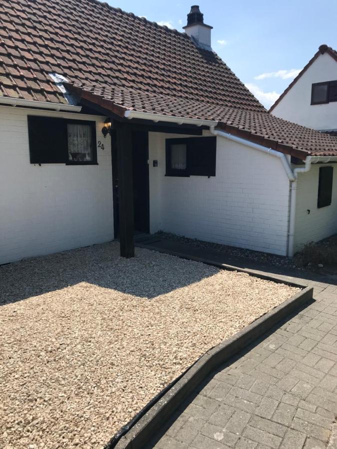 Zeepark Zeewind Hotell Bredene Exteriör bild