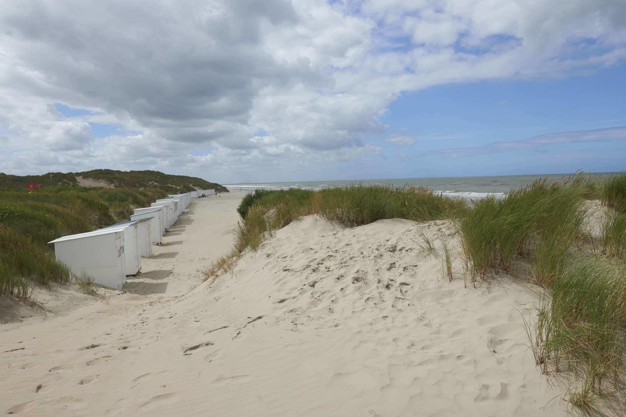 Zeepark Zeewind Hotell Bredene Exteriör bild